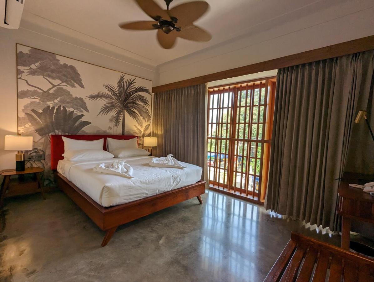 Prasanthi Hotel Kollam Kültér fotó