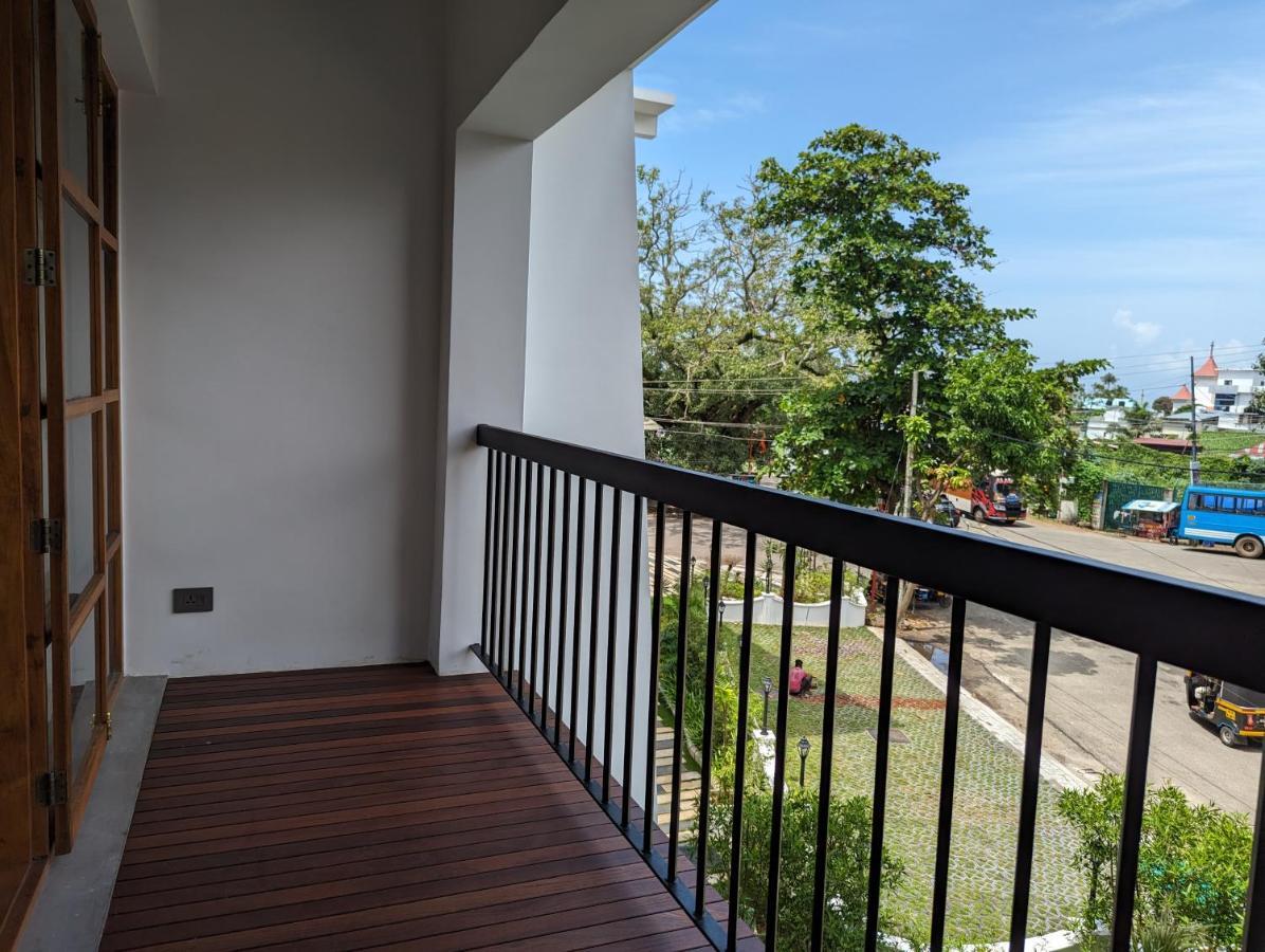 Prasanthi Hotel Kollam Kültér fotó