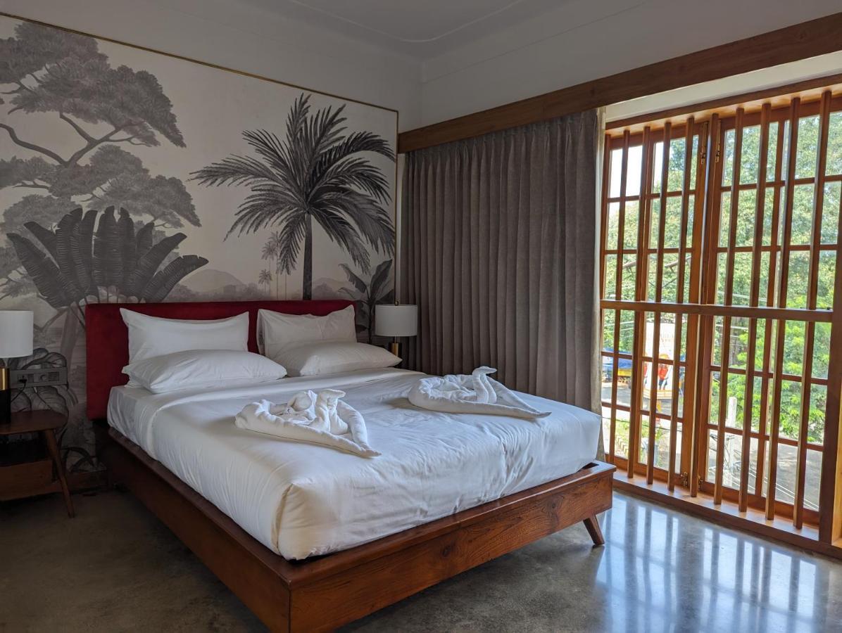 Prasanthi Hotel Kollam Kültér fotó