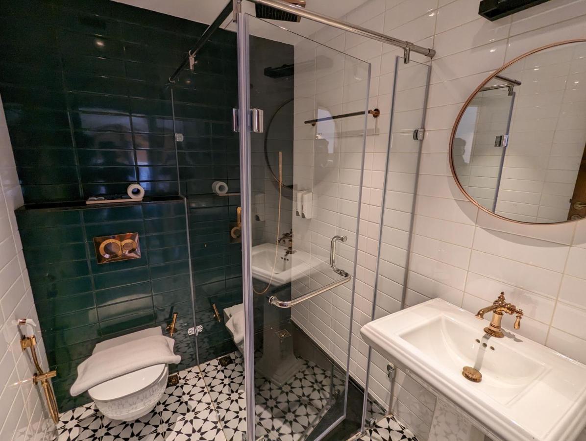 Prasanthi Hotel Kollam Kültér fotó