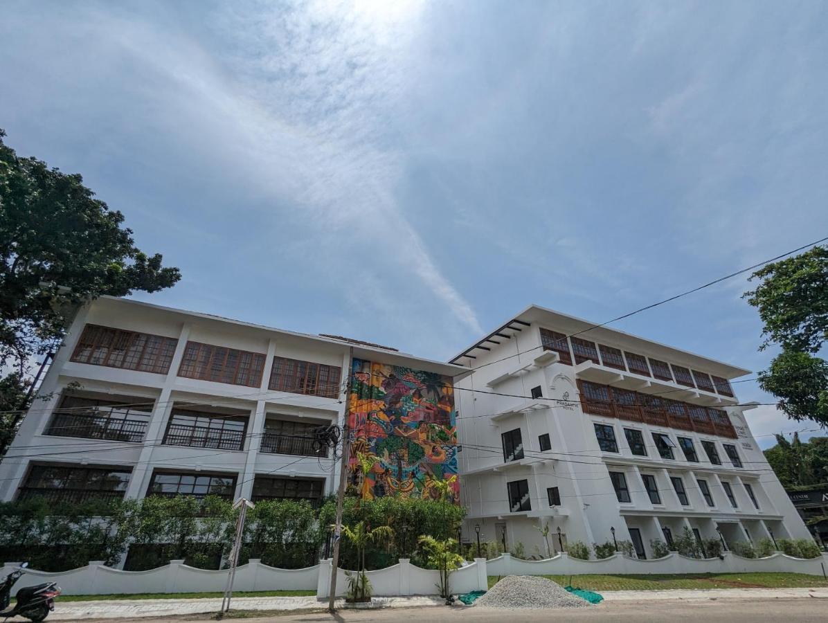 Prasanthi Hotel Kollam Kültér fotó